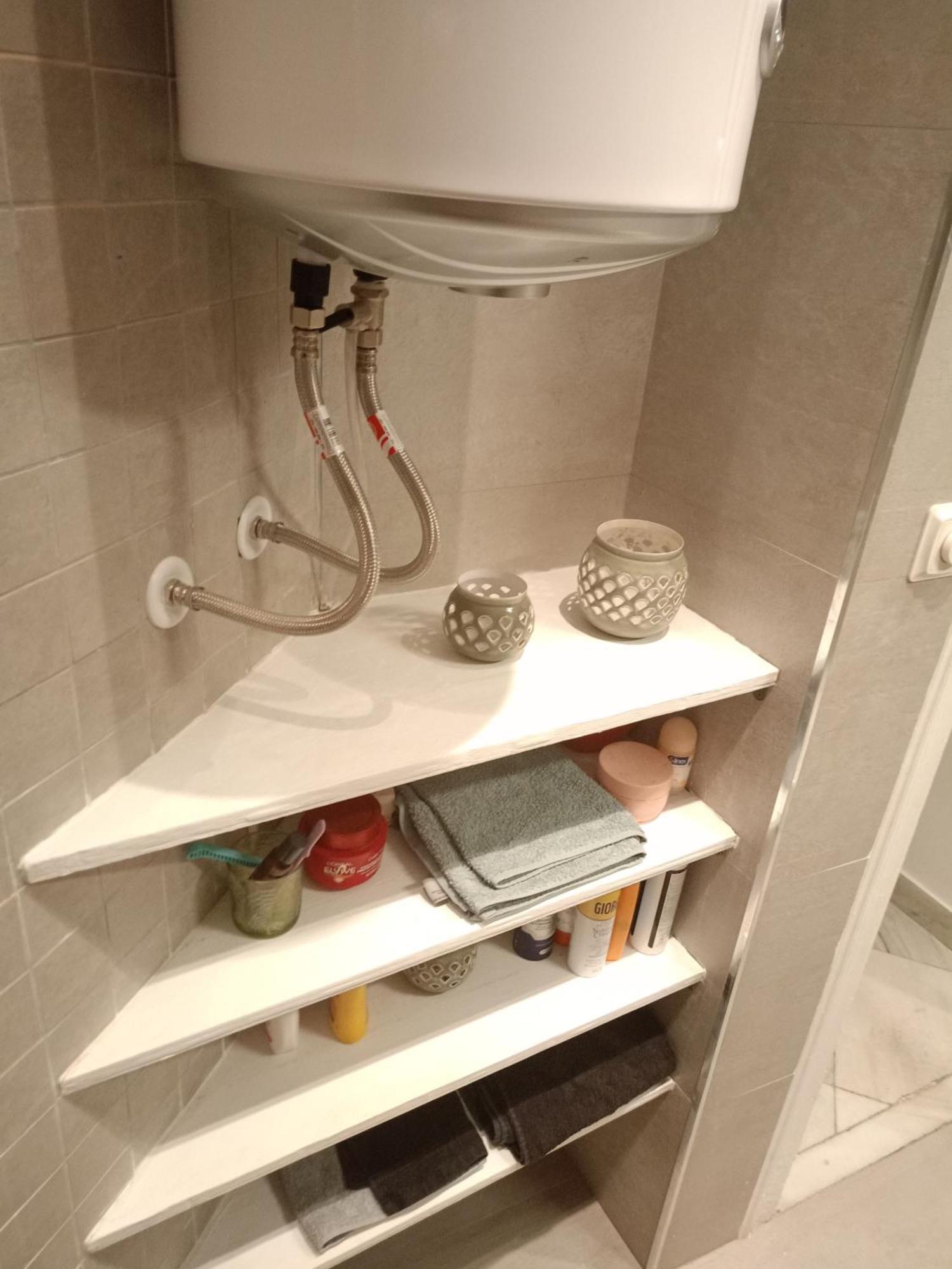 Small Stylish Room With Comfortable Queen-Size Bed In Very Large, Beautifully Decorated Shared Flat In The Historic Centre Of Malaga Exterior photo